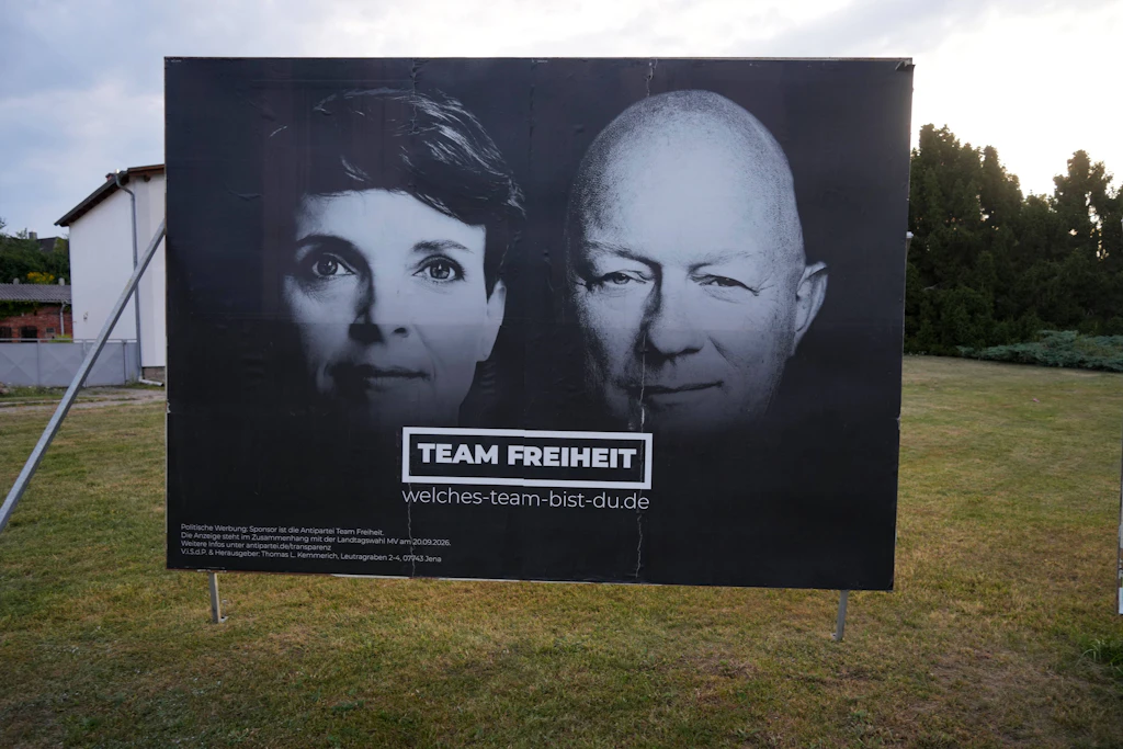 Ex-AfD-Politikerin Frauke Petry und Ex-FDP-Politiker Thomas Kemmerich sind die Gesichter von Team Freiheit.