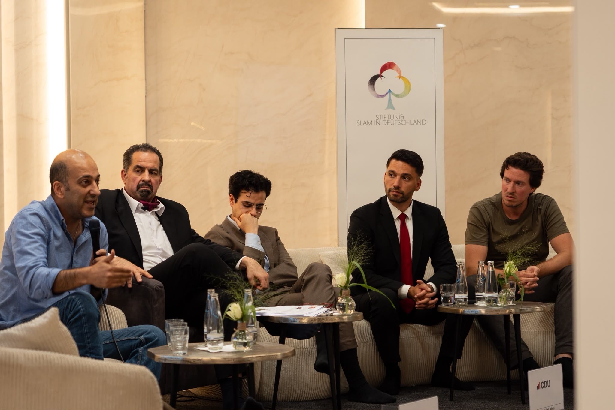 Palästina und Islamismus: Parteienvertreter diskutieren in einer Berliner Moschee