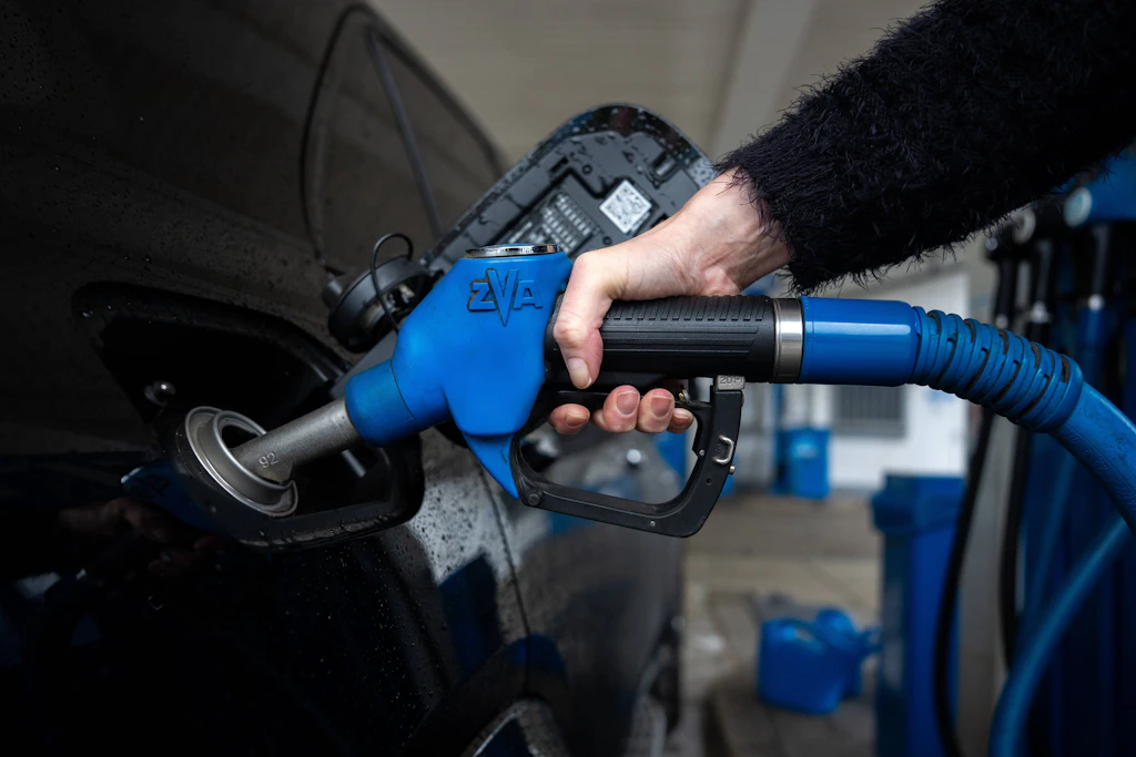 Der Preis für Diesel hat ein neues Rekordhoch erreicht.