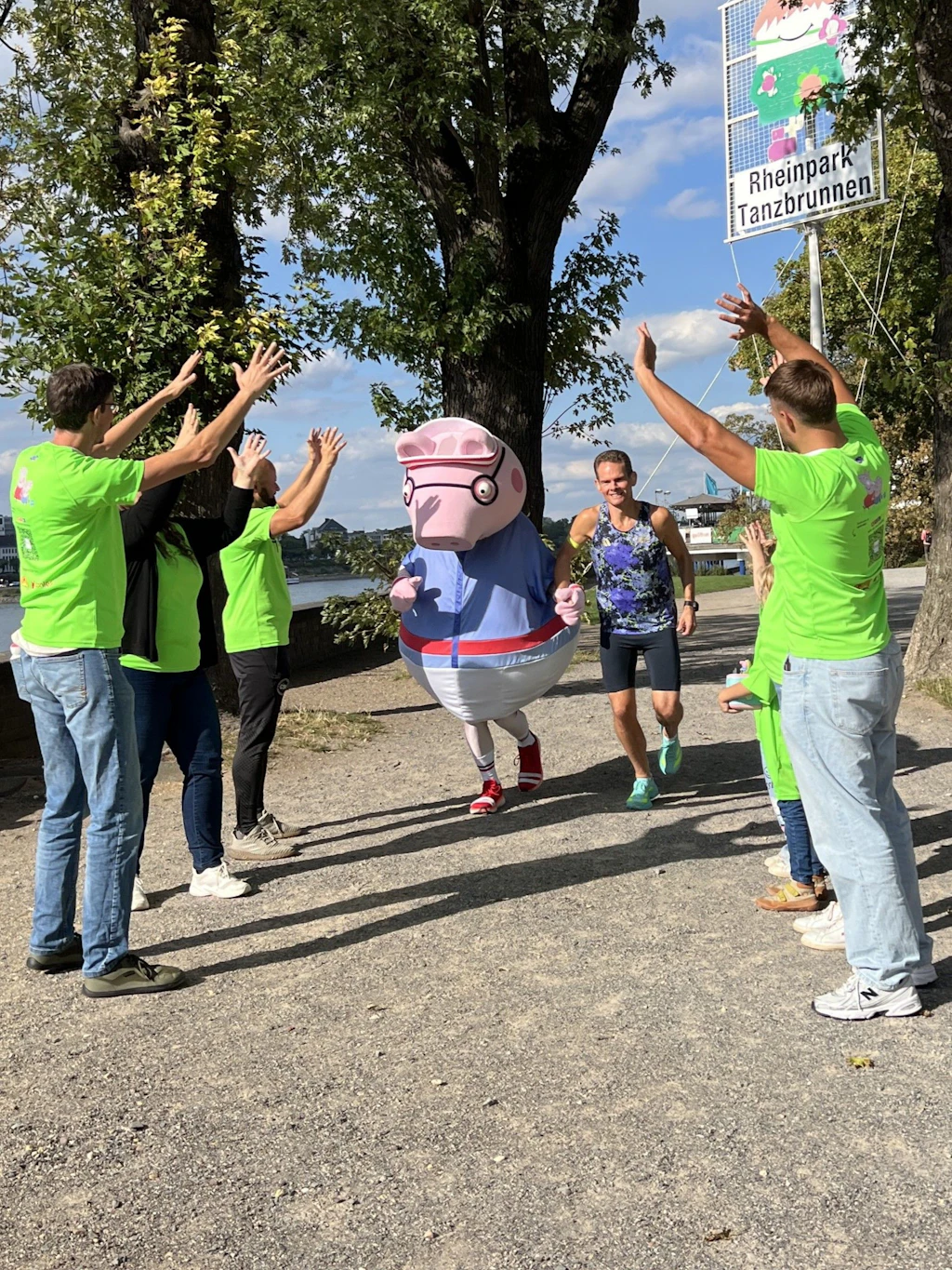 Papa Wutz und Thomas Eller haben gemeinsam für den Marathon trainiert.