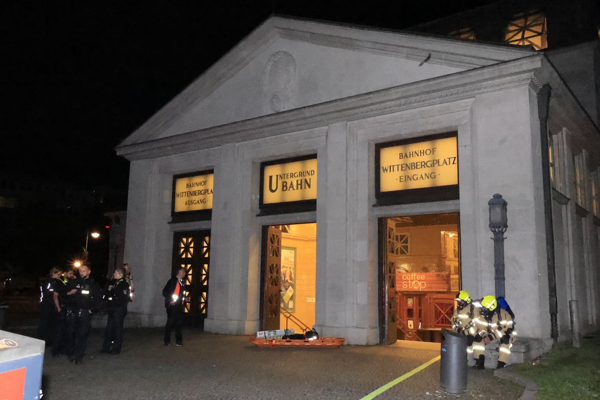 Brand in U-Bahnhof sorgt für massive Einschränkungen: Diese Linien sind betroffen