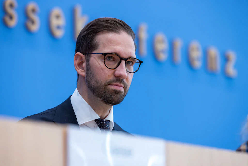 „Nicht mein Job“: Bundesregierung zu Verantwortung für hohe Spritpreise