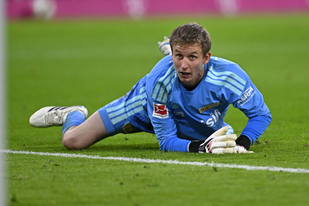 Torhüter Frederik Rönnow musste in der Allianz Arena siebenmal den Ball aus seinem Tor holen.