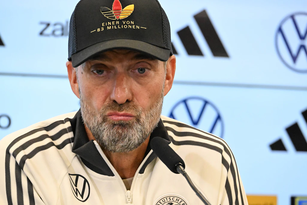Schluss mit lustig: Fußball-Bundestrainer Jürgen Klopp bei seiner Pressekonferenz am Donnerstag.