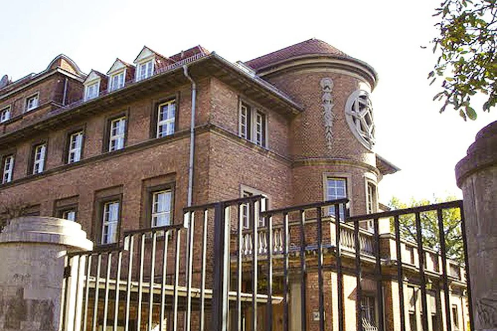 Das Gebäude der Fotochemischen Werke Berlin (FCW) im Köpenicker Ortsteil Friedrichshagen