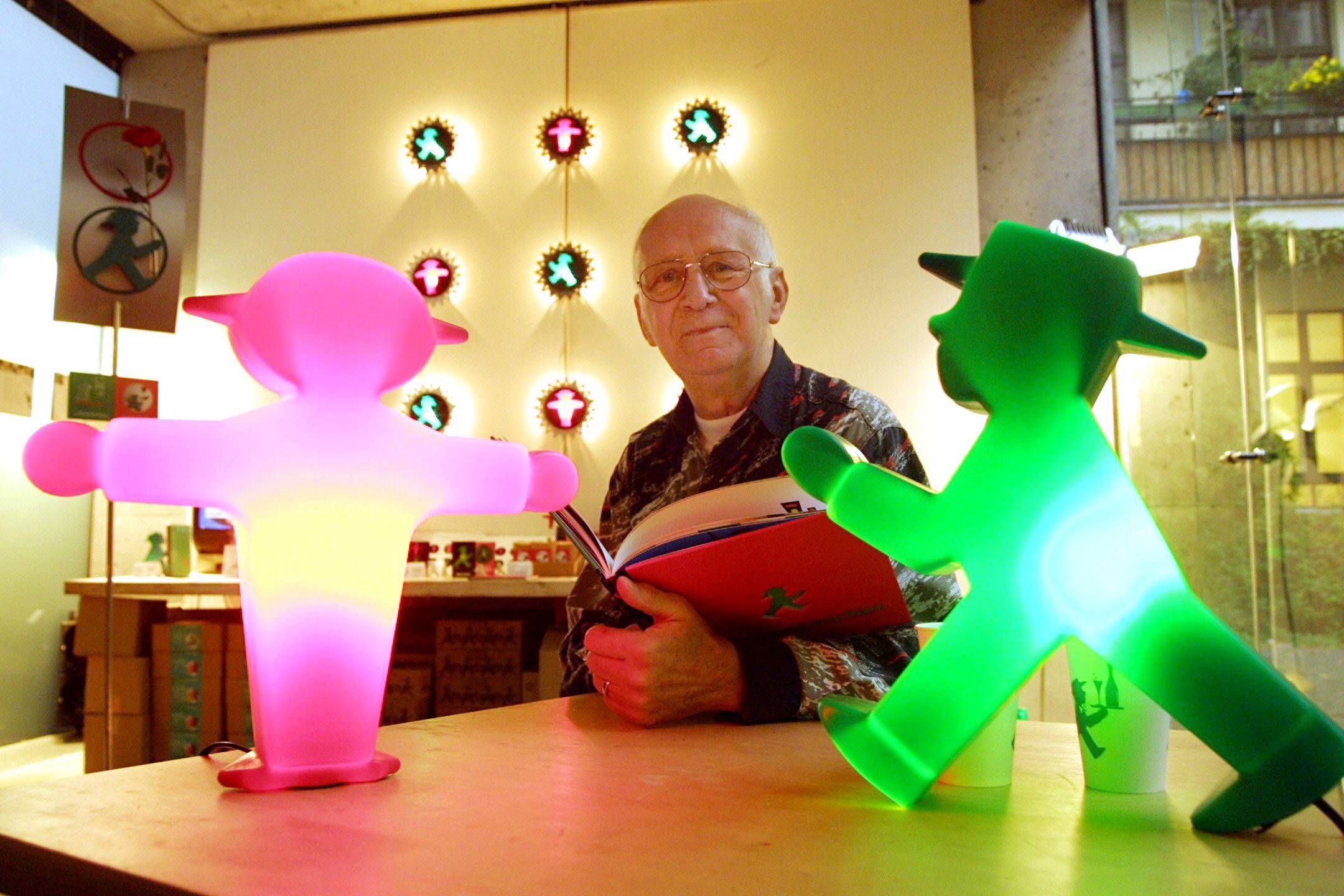 DDR-Ampelmännchen wird 65: Wie der kleine Mann mit Hut die Wende überlebte