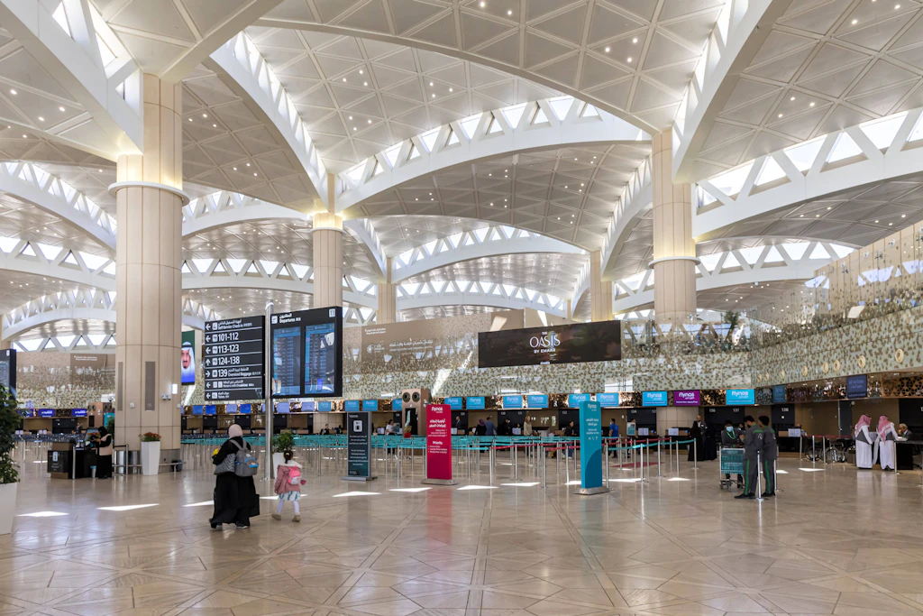 Die Abflughalle des King Khalid International Airport in Riad (Symbolbild).