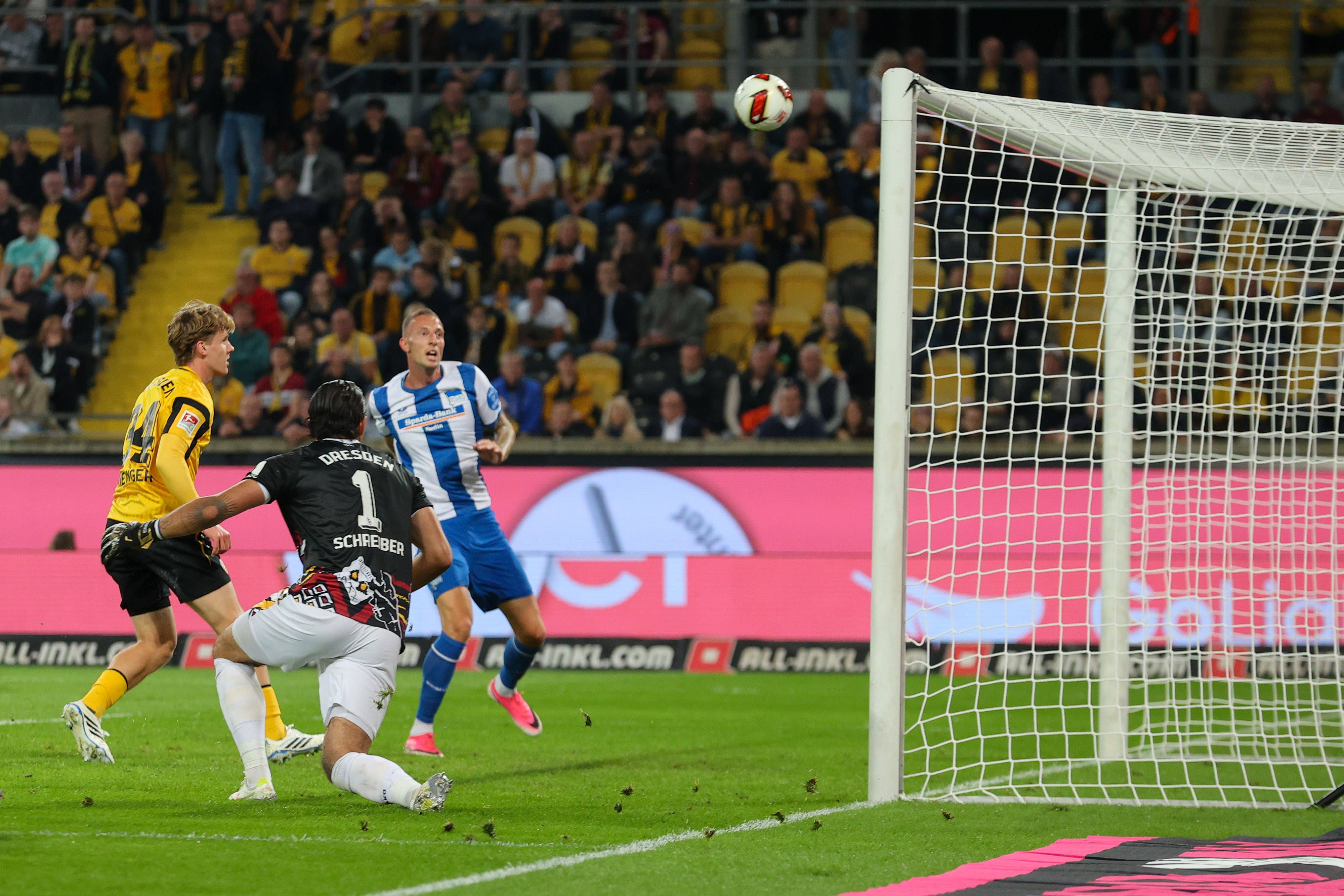 Fehlschuss der Saison, aber Hertha siegt dank TORsteinsson