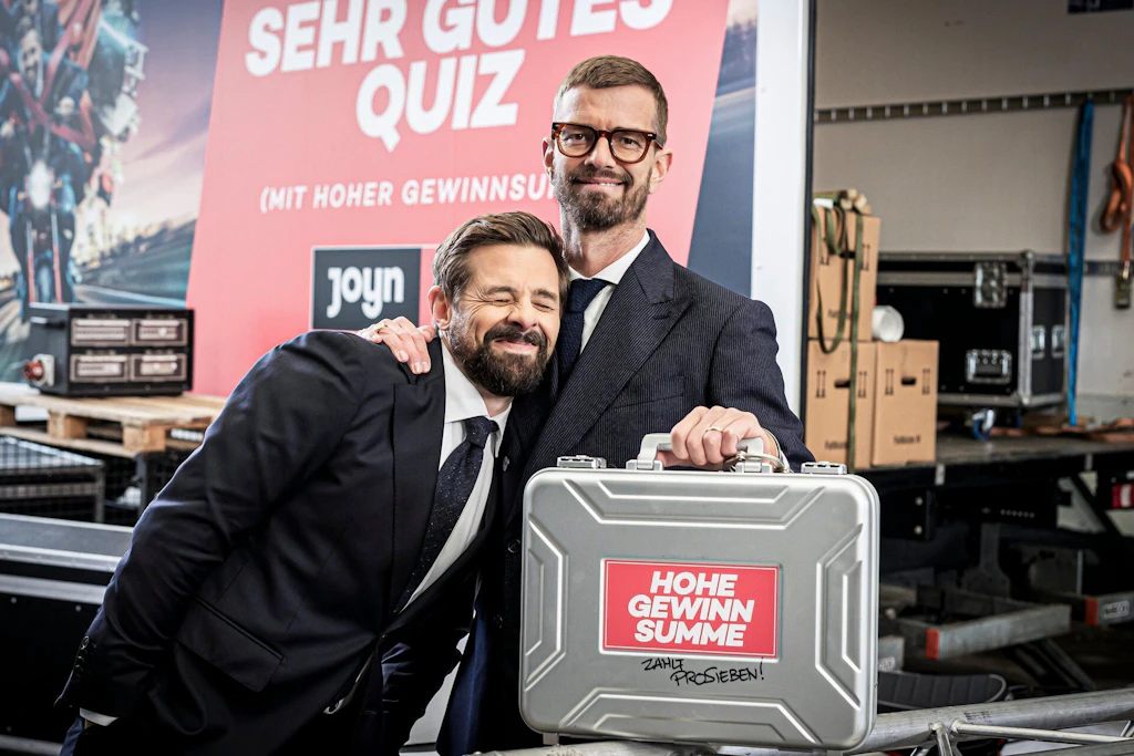 Am Sonntag geht die Sendung „Ein sehr gutes Quiz“ von Joko und Klaas in eine neue Runde. Doch von wo wird diese Woche gesendet? Es gibt bereits Hinweise.