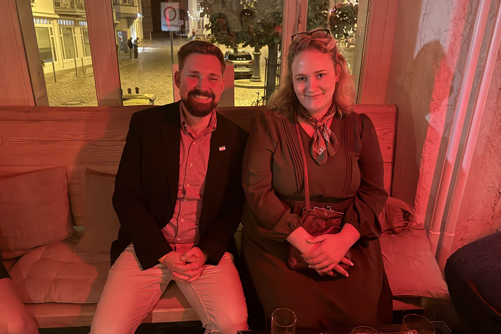 Philipp Geib, Bundesvorstandsmitglied der Jungen Union und JU-Landesvorsitzende Jenny Gundlach.