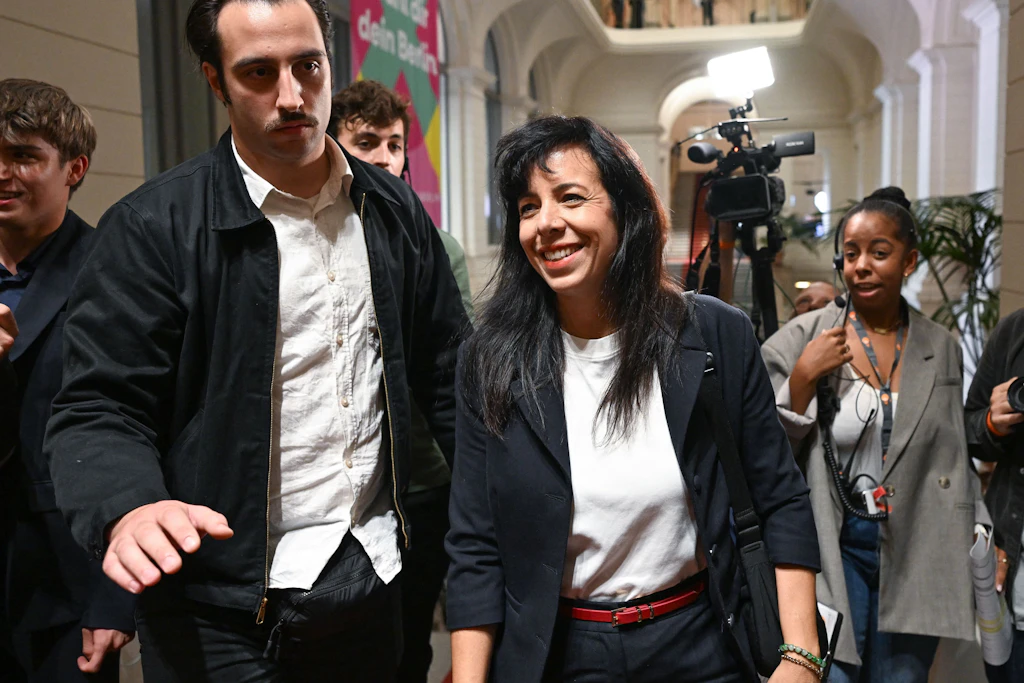 Elif Eralp, Spitzenkandidatin der Linken, am Wahlabend im Berliner Abgeordnetenhaus.