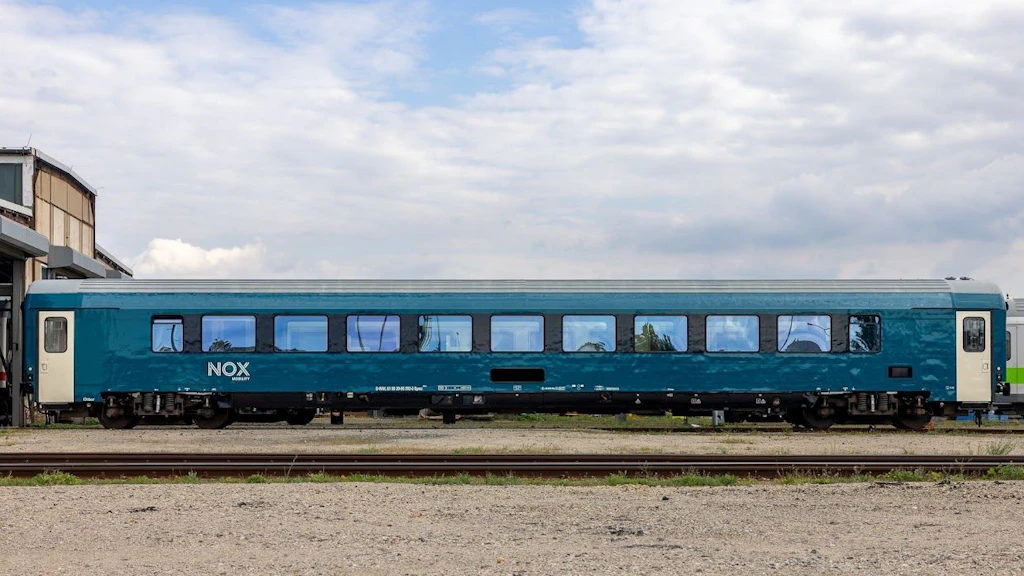 Ab März 2027 mit Fahrgästen in Deutschland unterwegs: Ein Wagen von Nox Mobility.