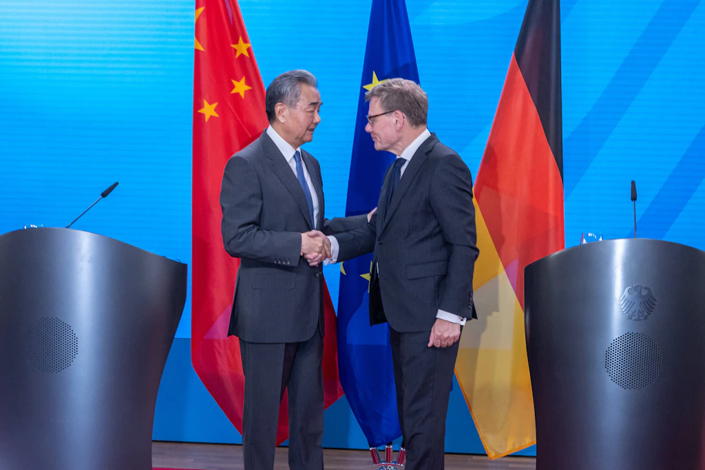 EU verschärft Kurs gegen China: Peking fordert jetzt Hilfe von Deutschland