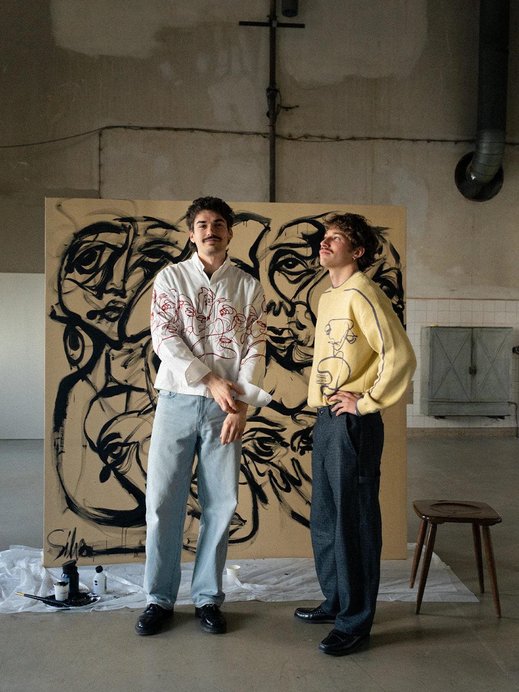 Die Maezen-Gründer Noah Neumair und Julian Haller wollen zeitgenössische Kunst nahbarer gestalten.
