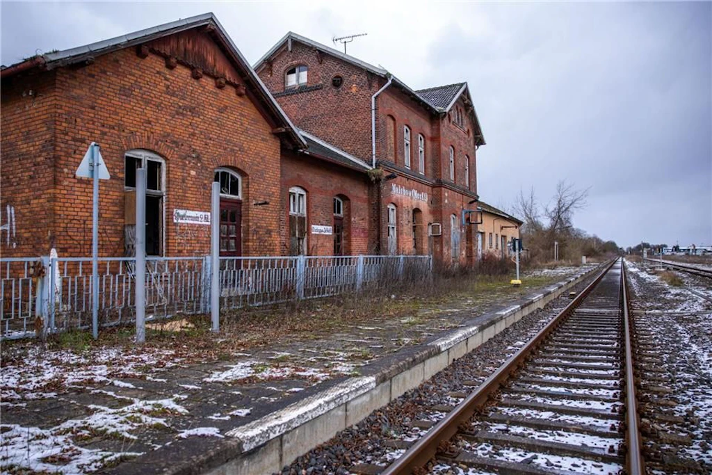 „Ick versteh nur Bahnhof“ – auch dieser Spruch soll im Krieg entstanden sein.
