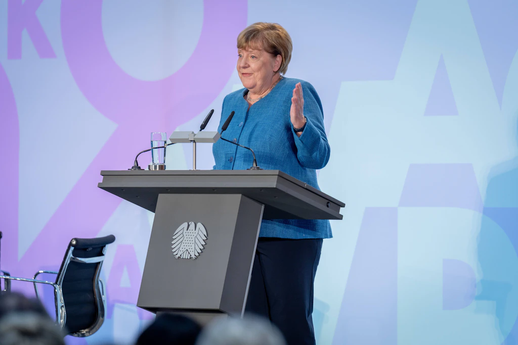 Die weiße Wand: Merkel spricht über alles – nur nicht über das Debakel ihrer Partei