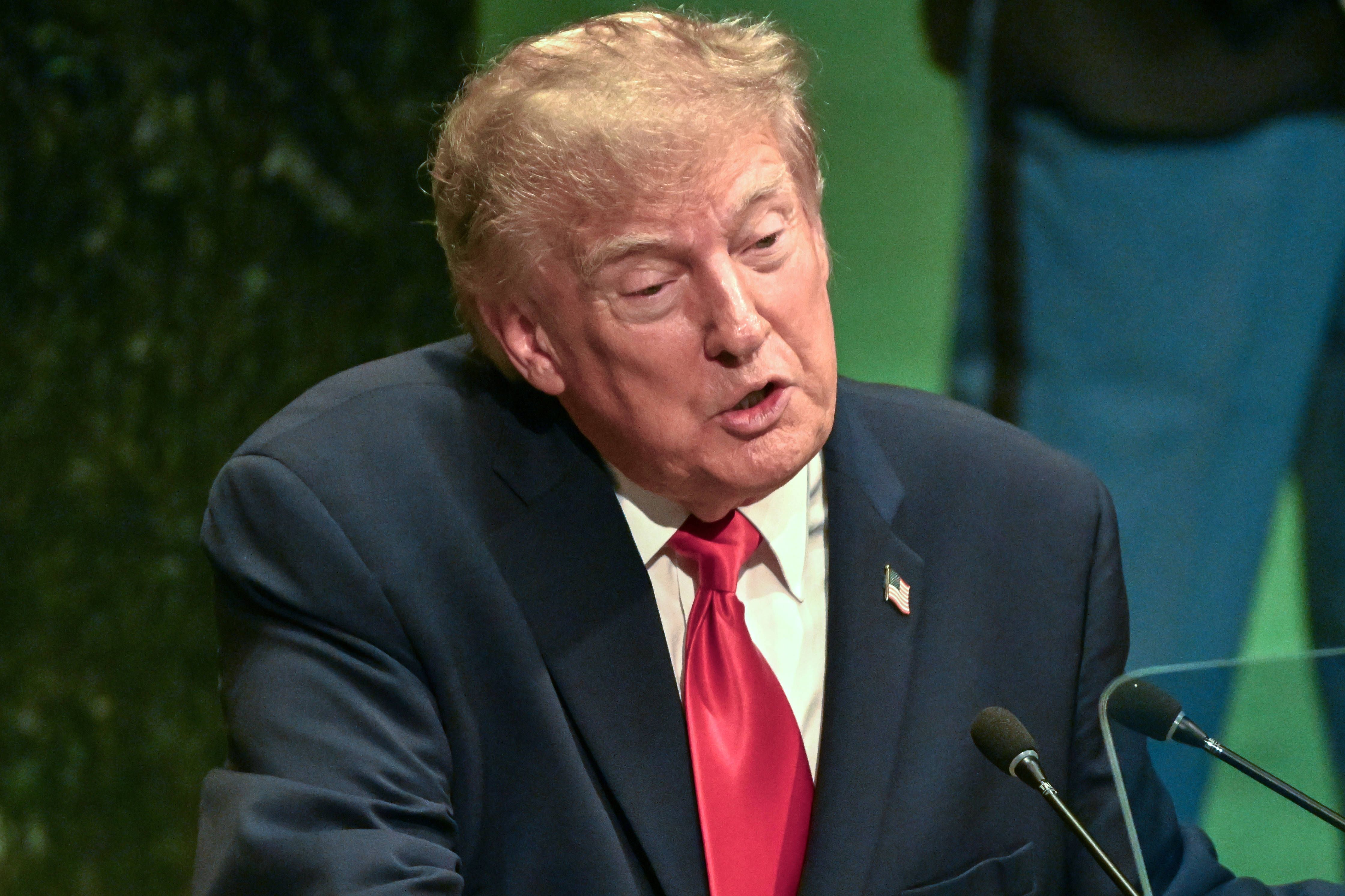 Trump benennt KI in „Superintelligenz“ um – ausgerechnet das Wort, vor dem Forscher warnen