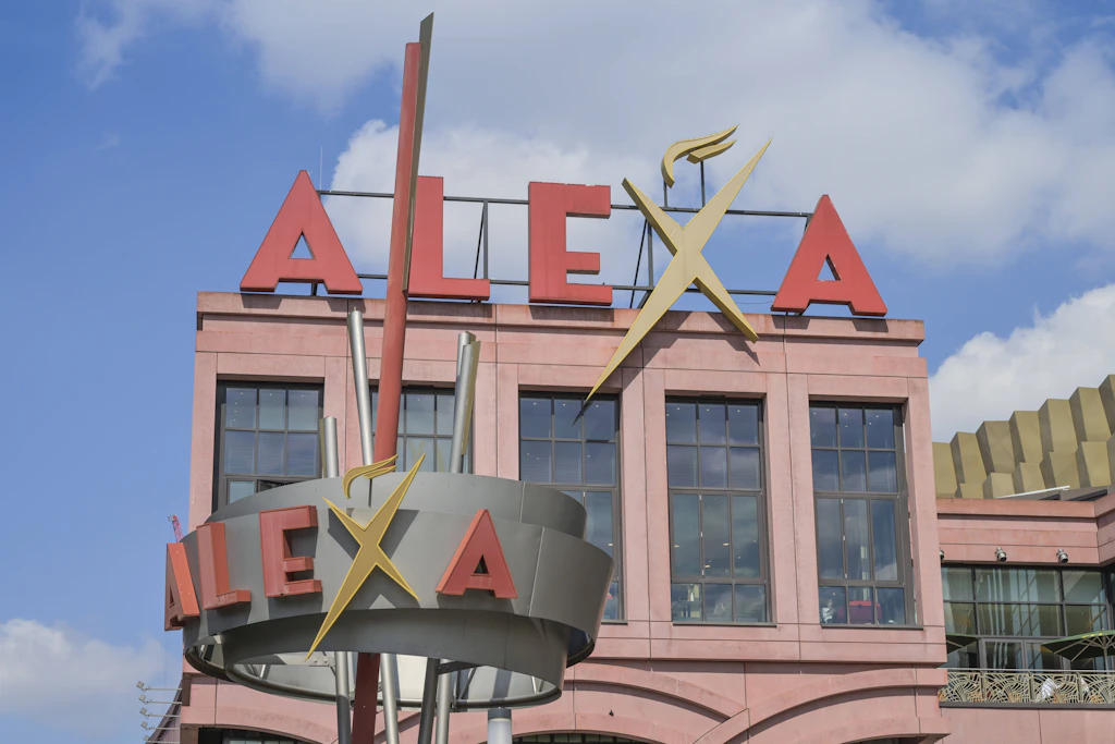 Mall of Fame: Nur wenige Meter vom Berliner Fernsehturm entfernt liegt das Alexa.