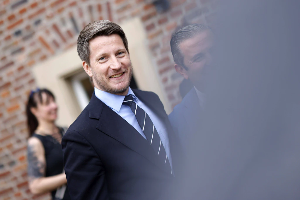 NRW-AfD: Hohe Umfragewerte und Machtkampf zwischen zwei Lagern