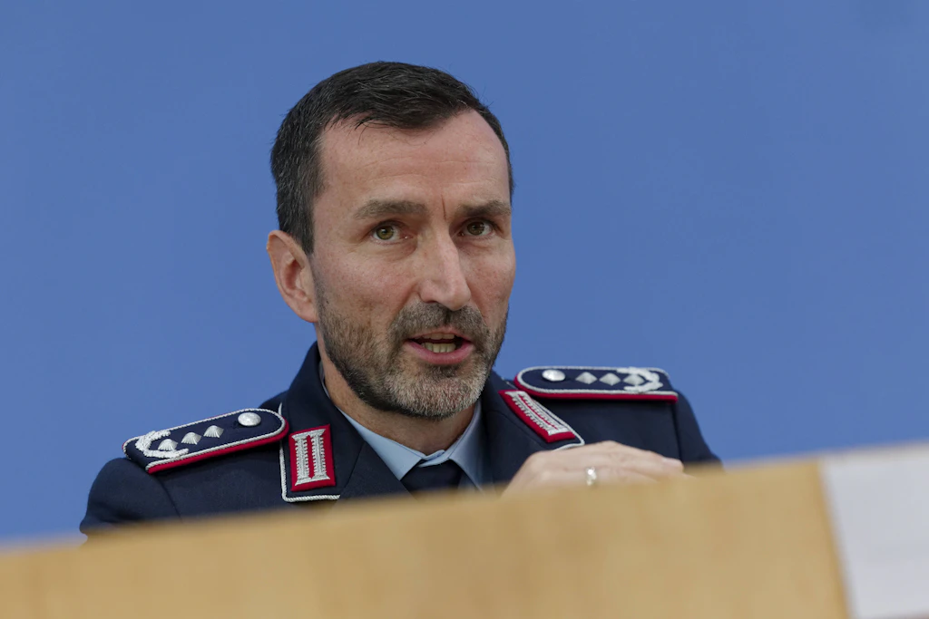 Milliarden ohne Ausschreibung: So antwortet das Verteidigungsministerium auf unsere Nachfrage