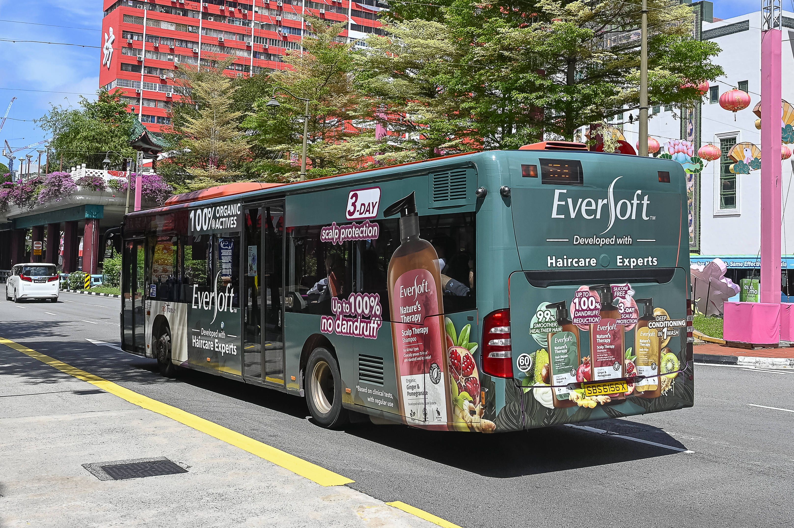 Laute Musik im Bus: Fahrgäste in Singapur müssen mit hohen Geldstrafen rechnen