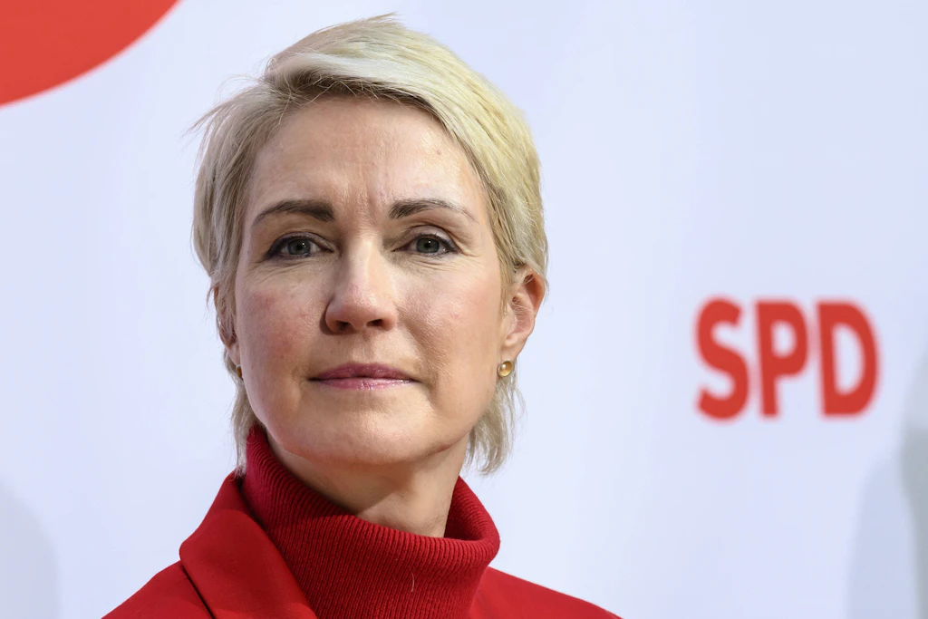 Manuela Schwesig (SPD) will schnell ins Regieren kommen im Landtag von Mecklenburg-Vorpommern