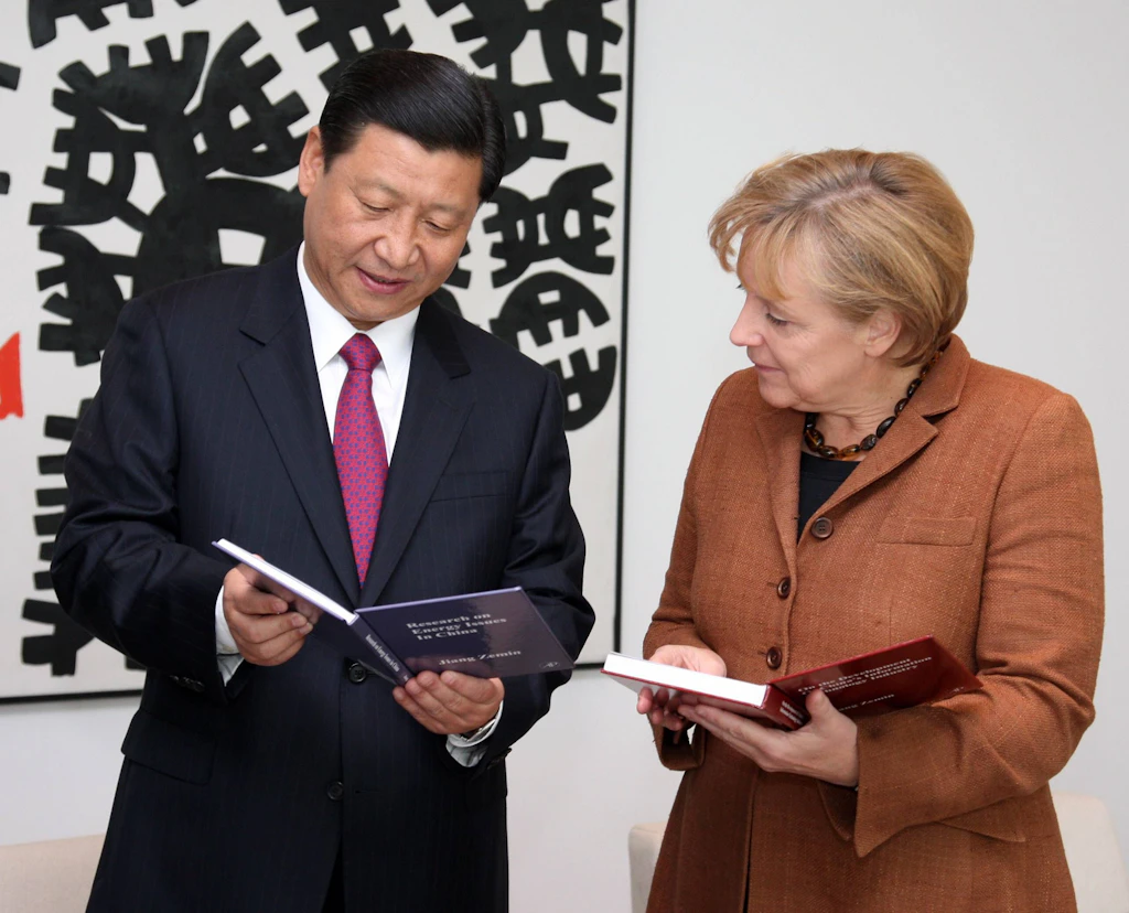 Xi liest Goethe, Merz liest Kriegsszenarien: Was deutsche Politiker vor ihrer China-Reise lesen
