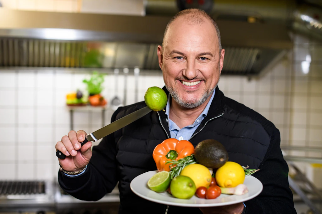 Sternekoch Frank Rosin hilft in seiner Sendung „Rosins Restaurants“ Gastronomen auf die Sprünge. Im Manolo in Osnabrück scheiterte er jedoch.