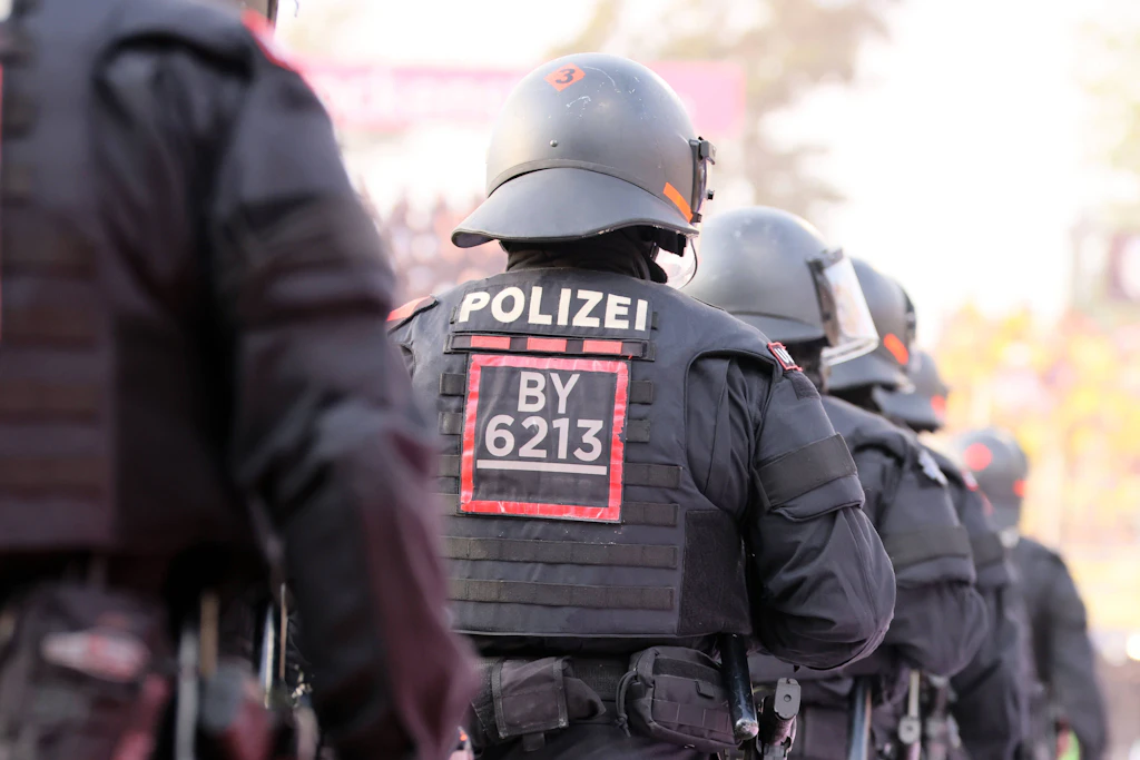 Lok Leipzig gegen Erfurt: Polizei setzt Drohne und Hubschrauber ein