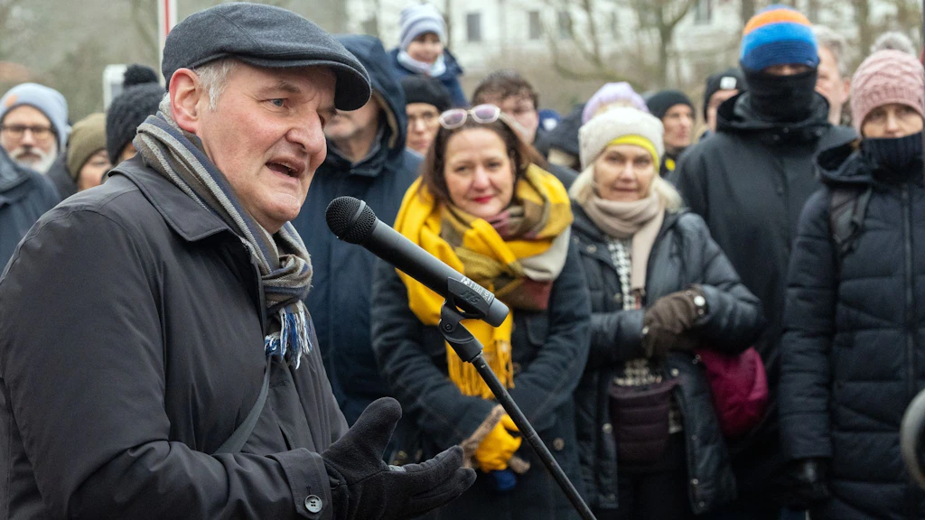 Für Potsdams parteilosen Baubeigeordneten Bernd Rubelt kommt es Anfang November zum Showdown: Mittlerweile erfährt er die Unterstützung eines Unternehmerkreises.