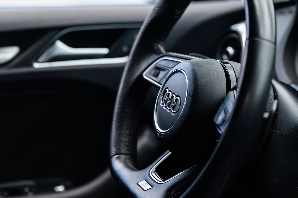 Bei Audi und VW gibt es derzeit einen großen Rückruf.