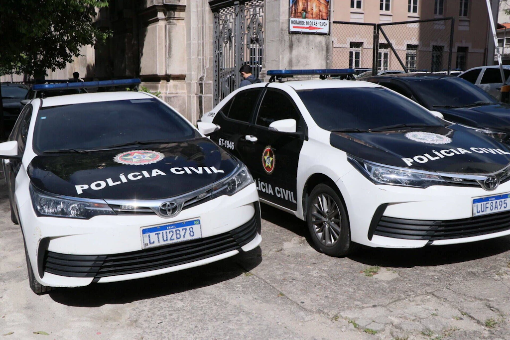 Die Polizei im brasilianischen Bundesstaat Rio de Janeiro nahm die frühere Stadträtin Verônica Costa nach einer Fahndung fest.