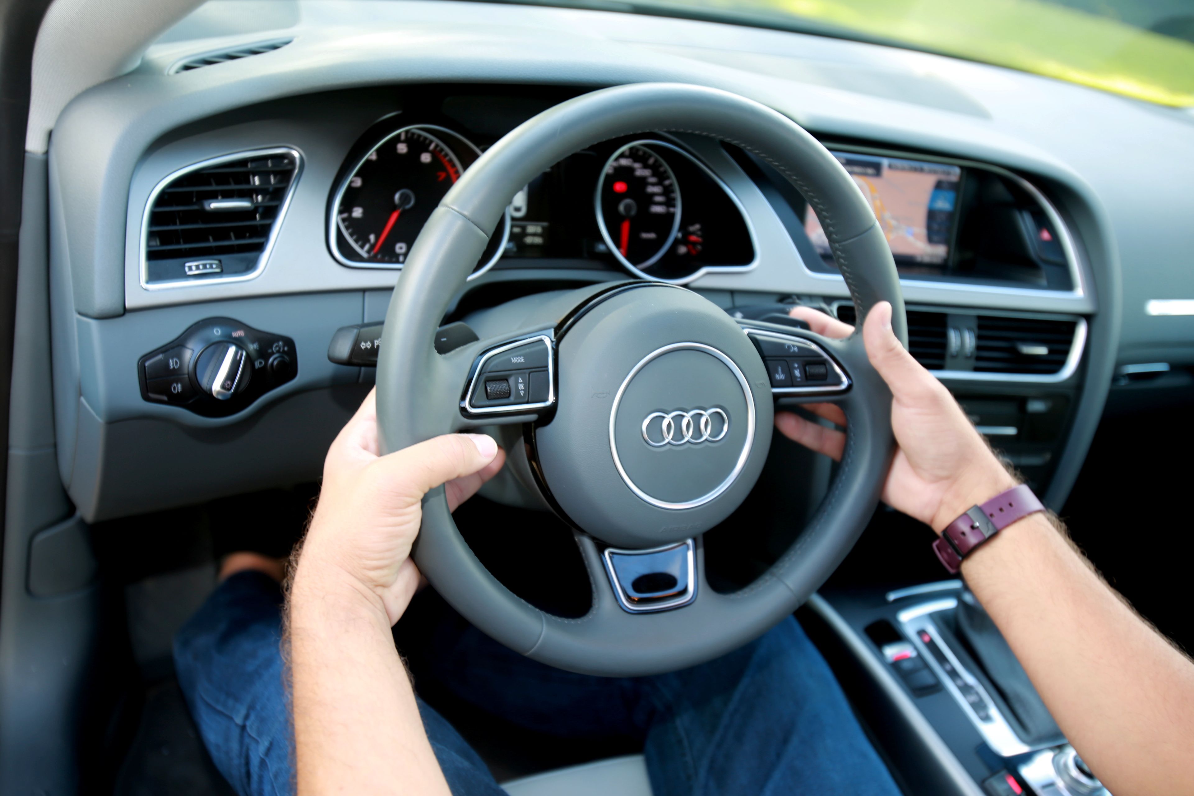 VW und Audi rufen Millionen Autos zurück – gefährliches Problem mit der Lenkung!