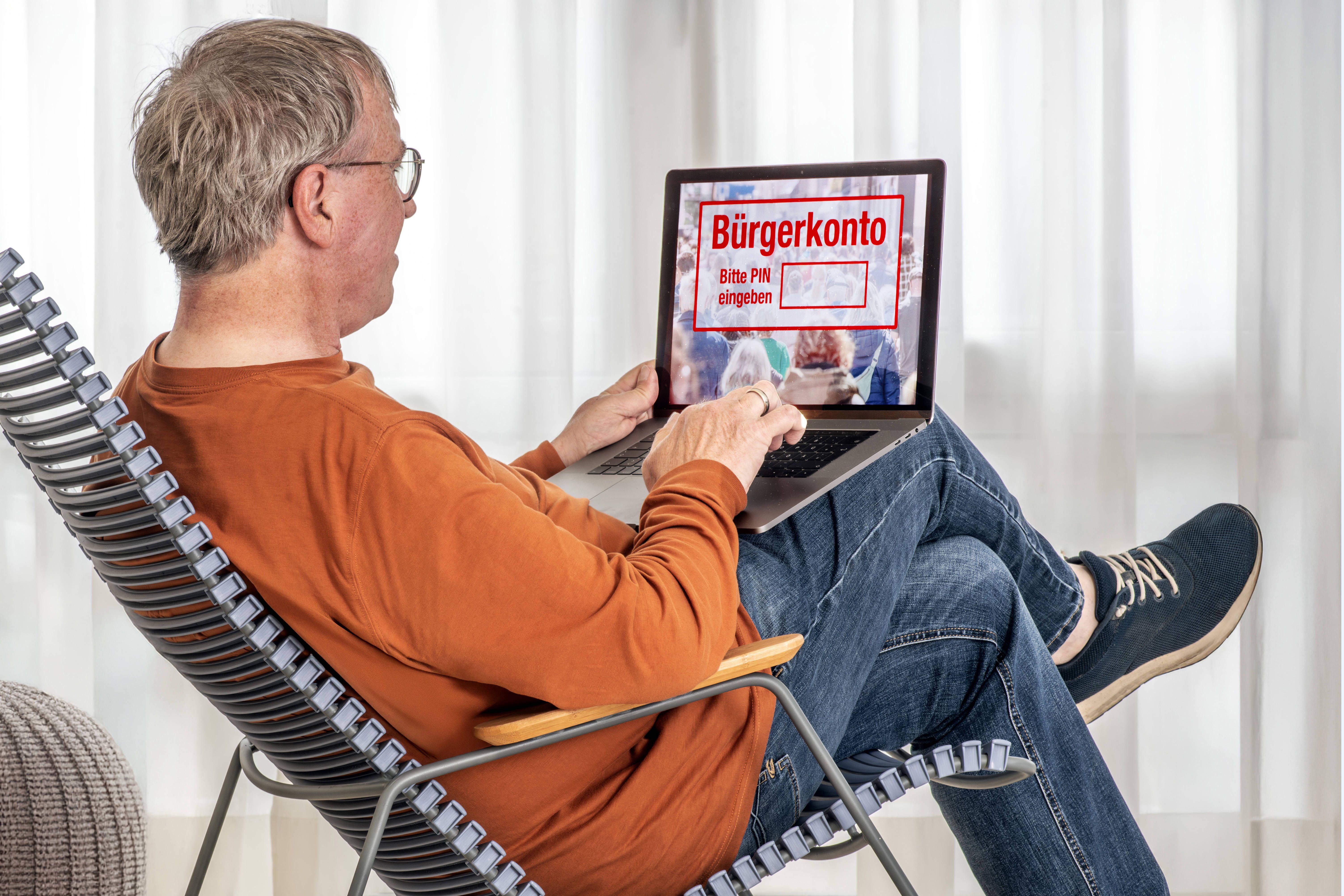 Pflicht für alle Bürger: Digitales Bürgerkonto sorgt bei Rentnern für Ärger