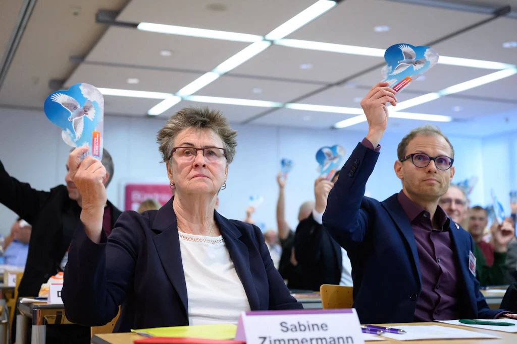 Sabine Zimmermann hat das BSW in Sachsen aufgebaut. Ihre Stimme hat Gewicht in der Partei. Neben ihr: Ronny Kupke, Co-Vorsitzender der Partei im Freistaat. Er will das BSW programmatisch breiter aufstellen.