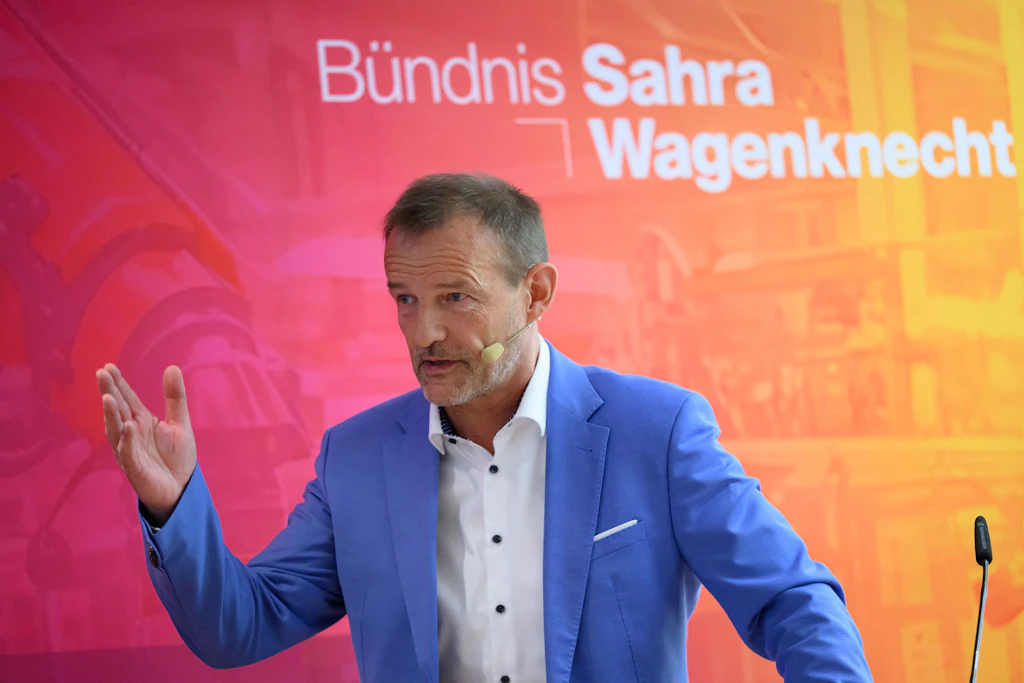 Prof. Dr. Jörg Scheibe ist Co-Landesvorsitzender des BSW in Sachsen. Der Unternehmer plädiert für einen wirtschaftlich tragfähigen Sozialstaat.