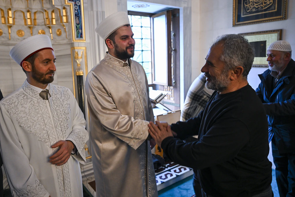 Zuckerfest in der Berliner Sehitlik-Moschee
