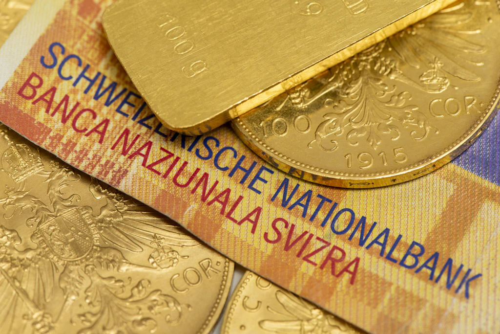 Schweizer Franken, Konto in Österreich oder Tagesgeld bei einer EU-Bank: Zum 30. September erhält das Finanzamt automatisch Kontodaten aus 118 Ländern. (Symbolbild)
