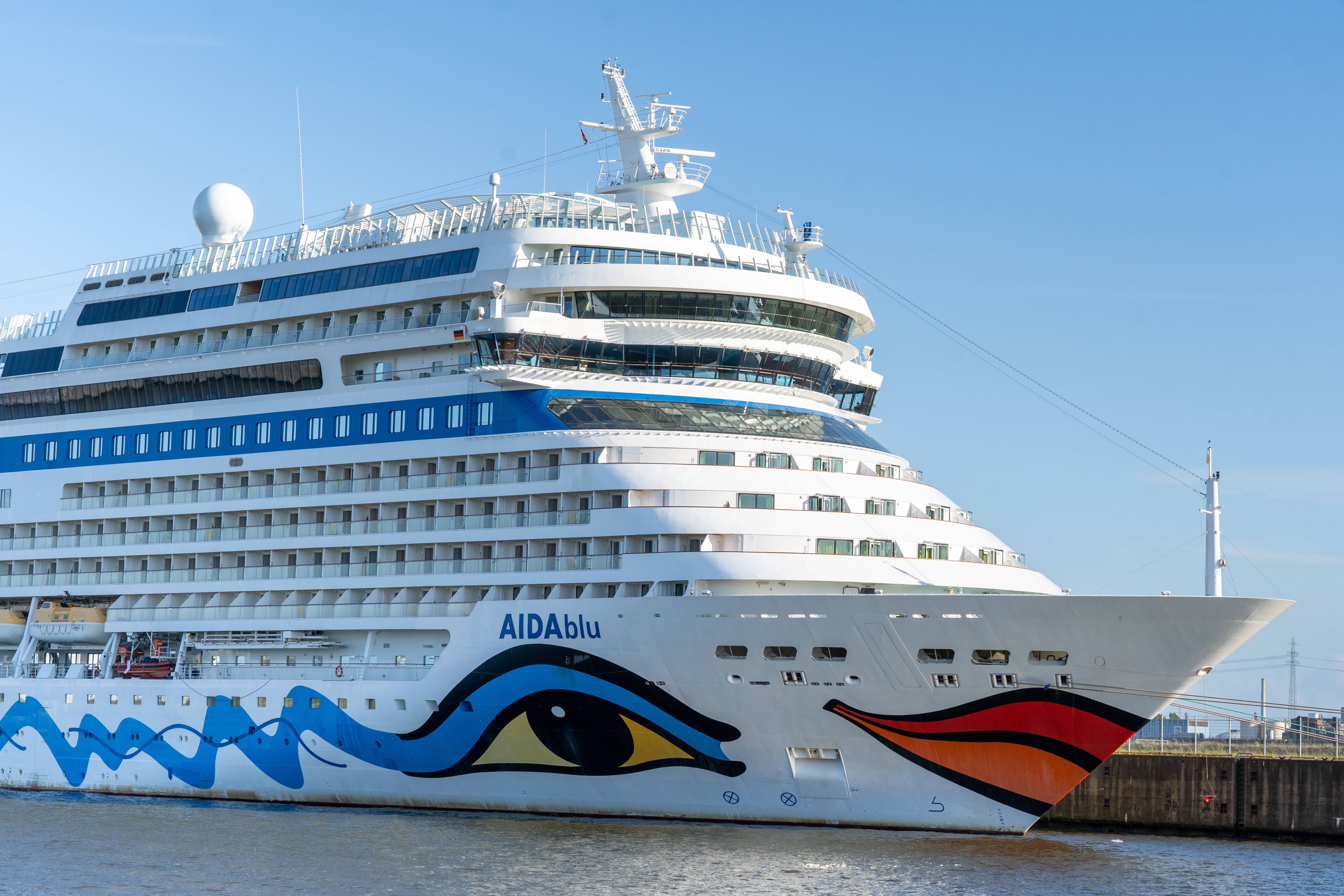 Stürmisches Wetter! Aida-Kreuzfahrtschiff kann Hafen nicht anlaufen