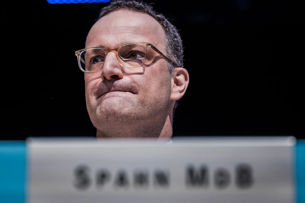 Spahn gibt auf: Rückzug aus Haushaltsausschuss nach Sardinien-Fotos und Gegenwind aus der Fraktion