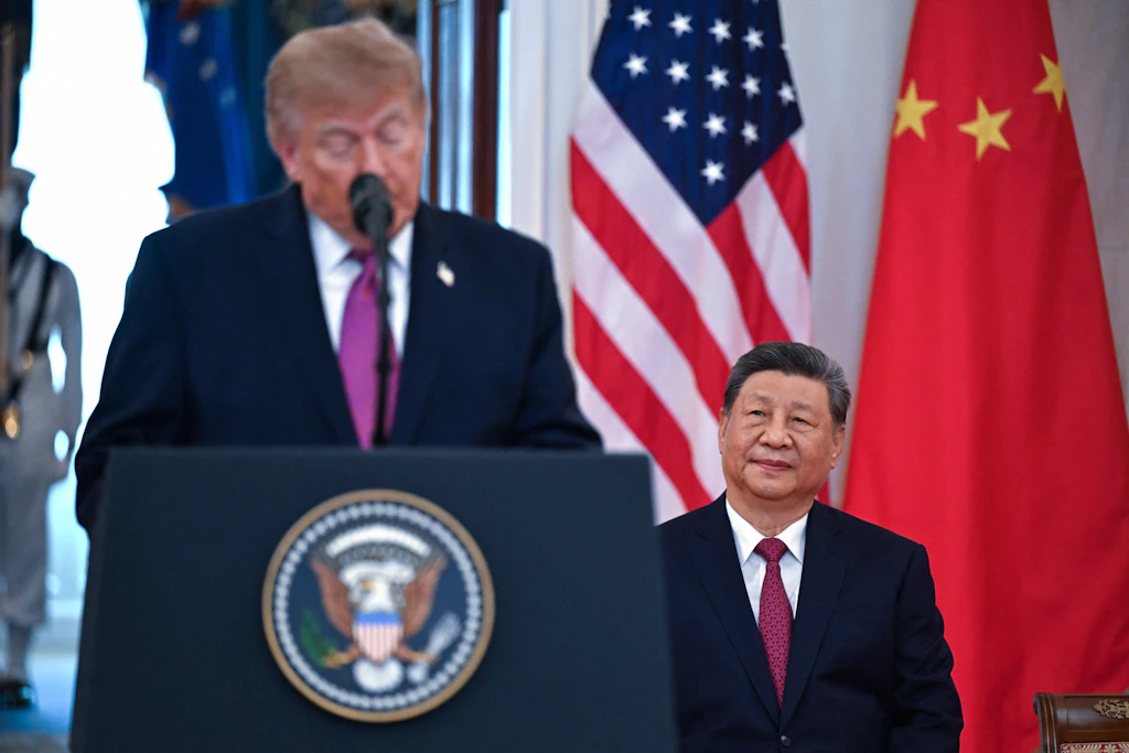 Xi Jinping und Donald Trump (l.) vereinbarten beim Staatsbesuch gegenseitige Zollerleichterungen.
