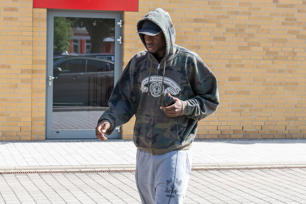 Ilyas Ansah verließ den 1. FC Union Berlin für die große Premier-League-Bühne. Auf sein Debüt für Hull City muss der Stürmer aber weiter warten.