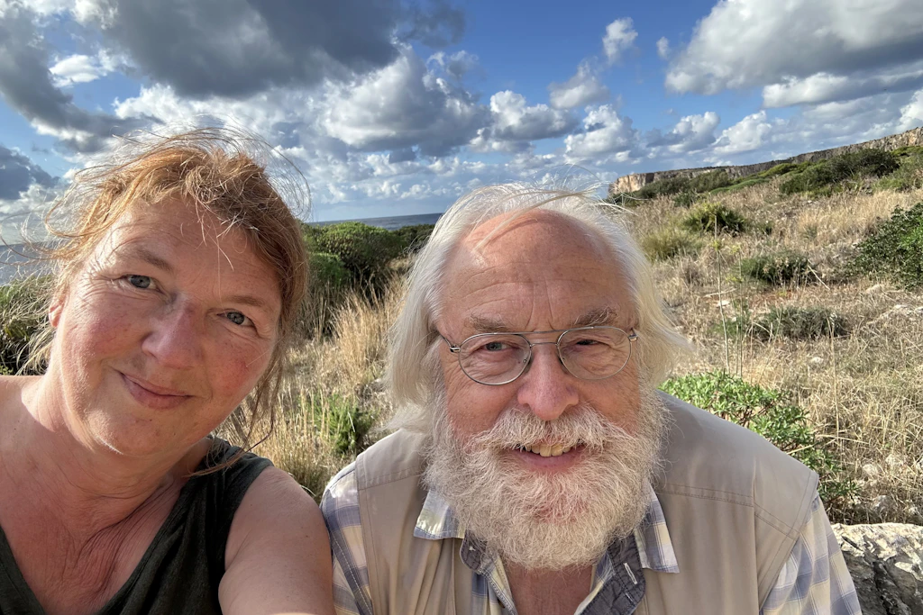 Immer noch vereint: Anke und Holger 2025 bei einem Urlaub auf Sizilien