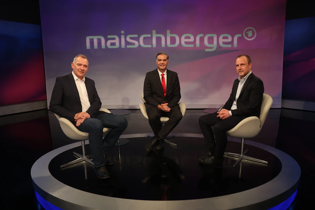 Der Linken-Politiker Jan van Aken (links) war am Dienstagabend bei „Maischberger“ zu Gast.