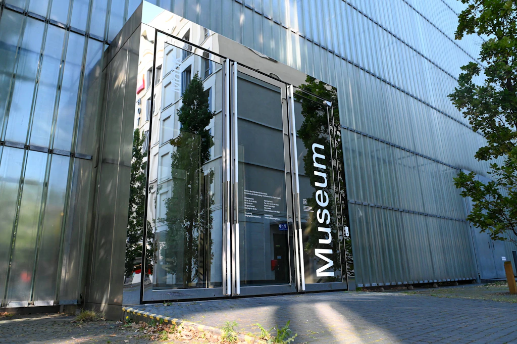Museum der bildenden Künste Leipzig zeigt Videoinstallation „re:miserere“