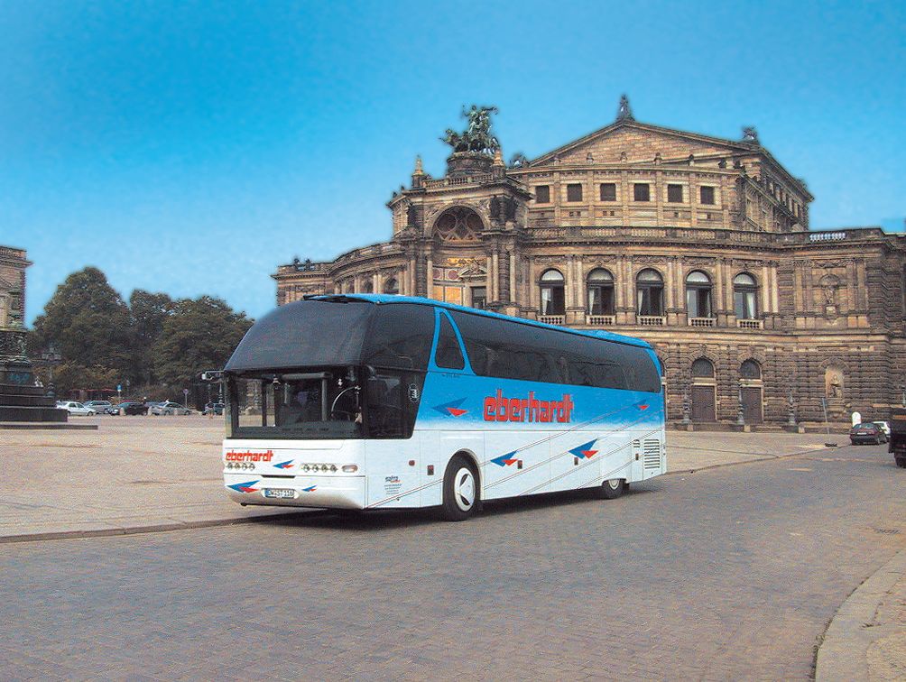 Nach dem Ende der DDR: Wie Ostdeutschland per Bus durch Westeuropa tourte