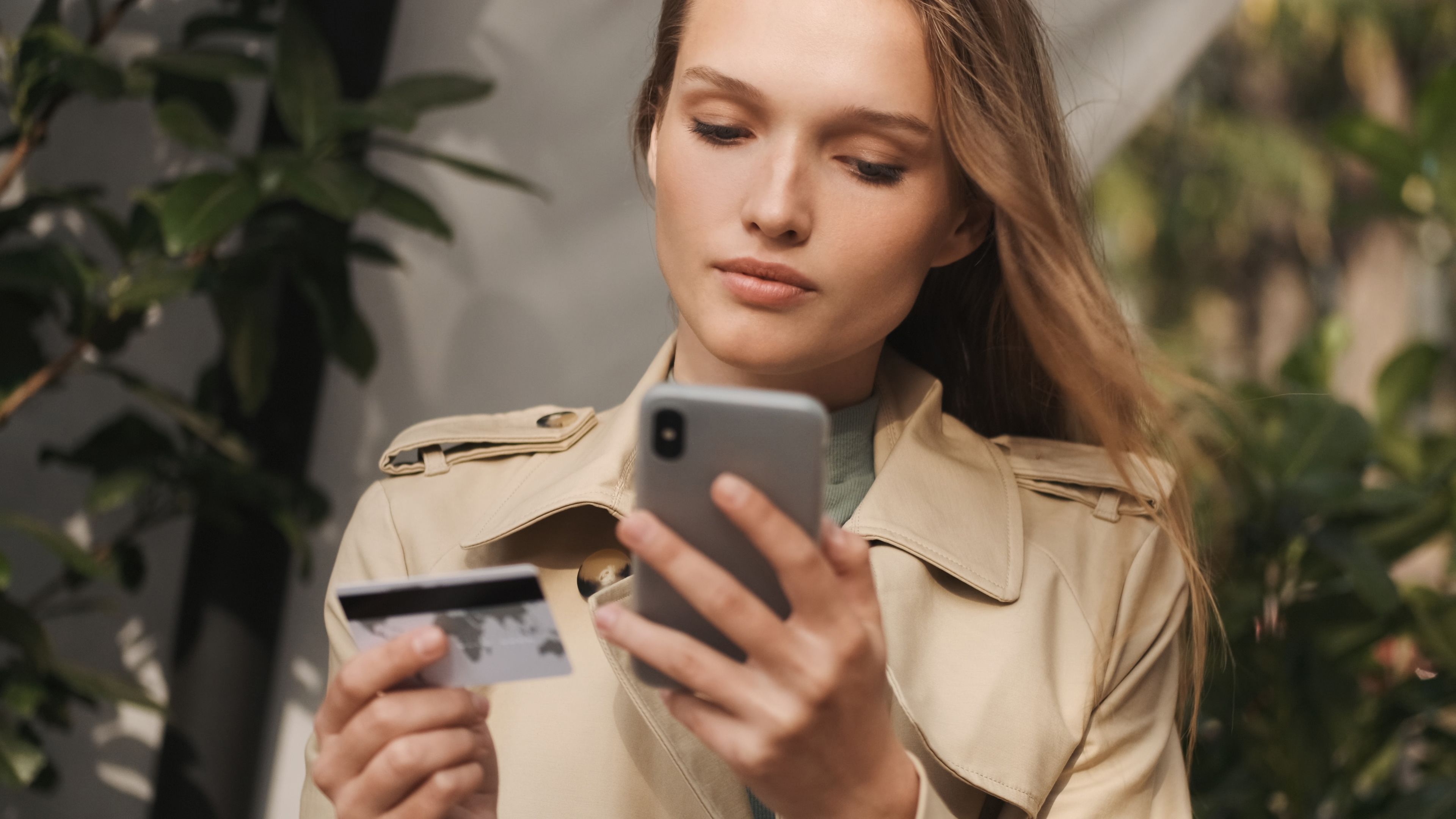 Falscher Bankmitarbeiter am Telefon: So plündern Betrüger Ihr Konto übers Handy