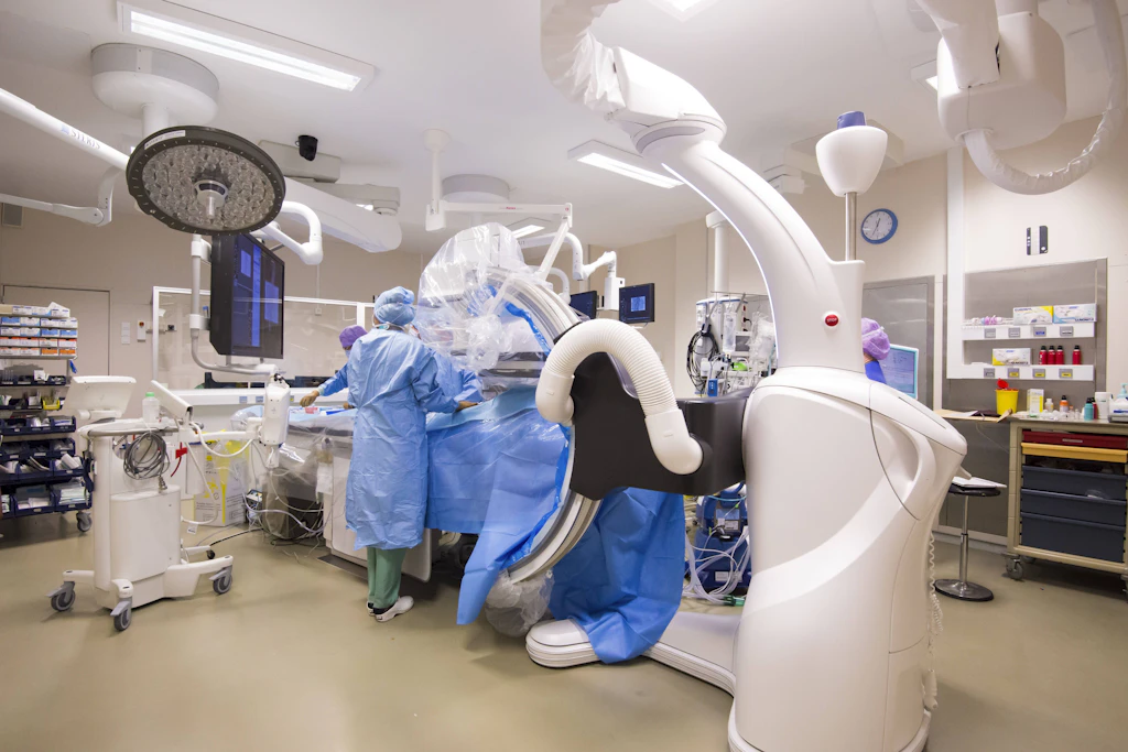 Klinikum Görlitz setzt erstmals Gefäßprothese aus Rinderarterie ein