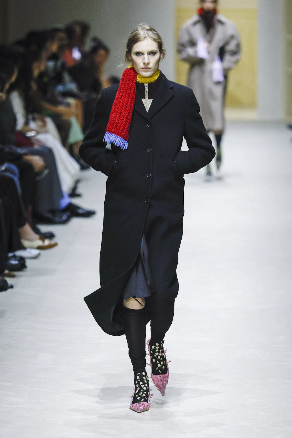 Wie zeitlos der 90er-Jahre sein kann, zeigt Prada auf dem Laufsteg in Mailand zur Herbst/Winter-Kollektion 2026/27. Diese drei Modelle sollten Sie kennen.