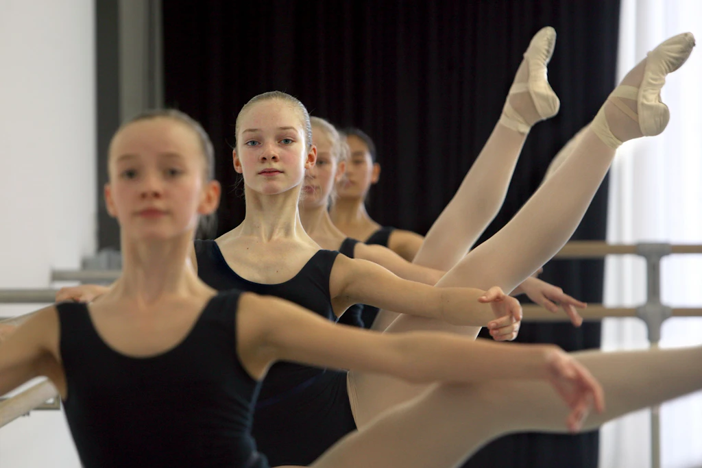 Die Vermittlungsquote der Absolventen lag in der erfolgreichsten Phase der Ballettschule bei 100 Prozent – und zwar nicht mehr nur an DDR-Stadttheater, sondern international.